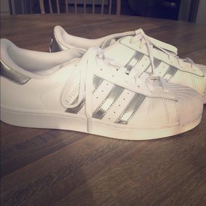 Women’s Adidas Superstar Shoes Silver